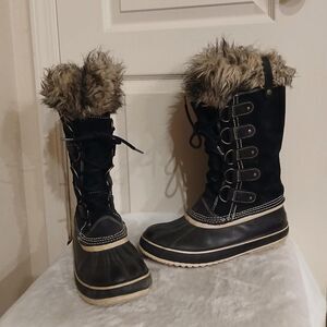 SOREL Joan of Arctic black suede & rubber snow boots w faux fur cuff liner 11